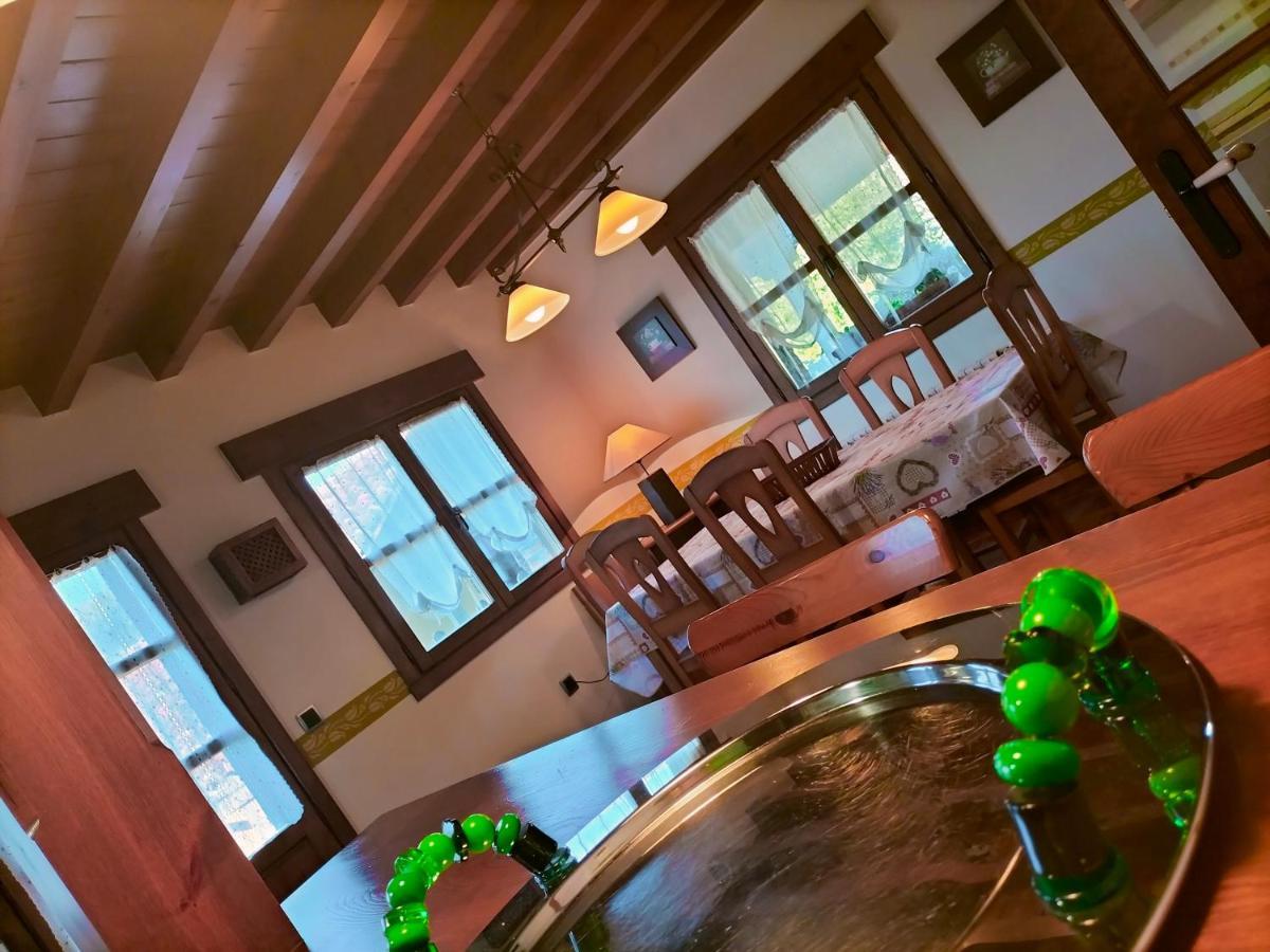 Camin De Los Collaos Guest House Cangas de Onis Luaran gambar